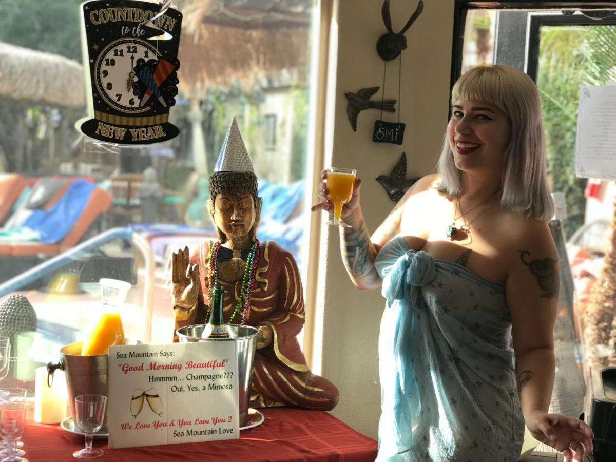 Sea Mountain Nude Resort & Spa Hotel - Adults Only Desert Hot Springs Ngoại thất bức ảnh